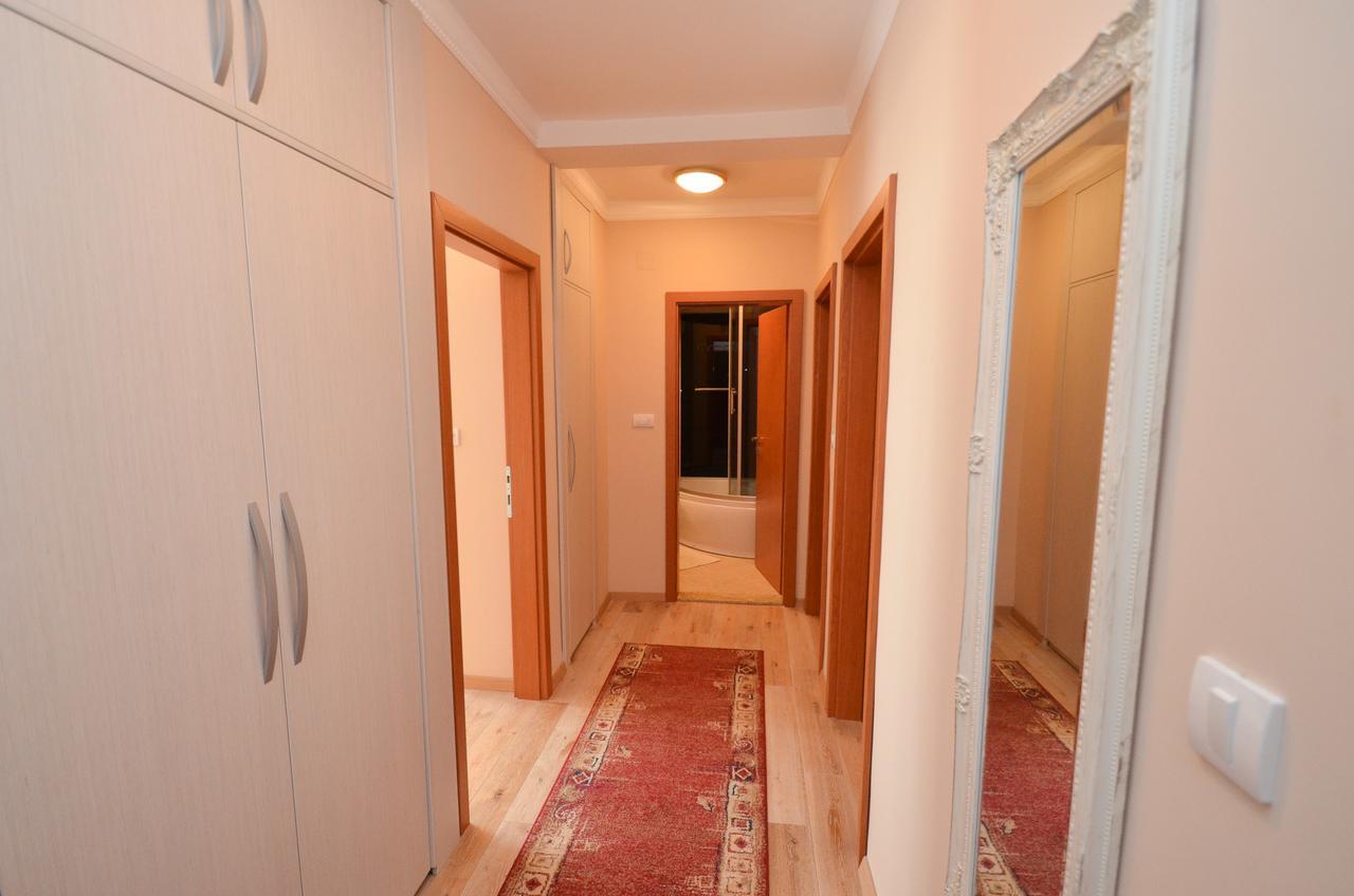Central Apartment Kotor Bagian luar foto