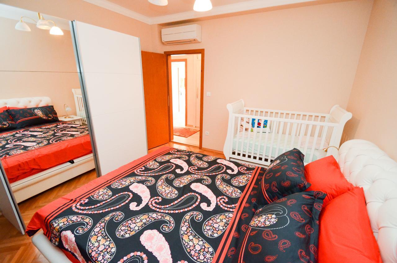 Central Apartment Kotor Bagian luar foto
